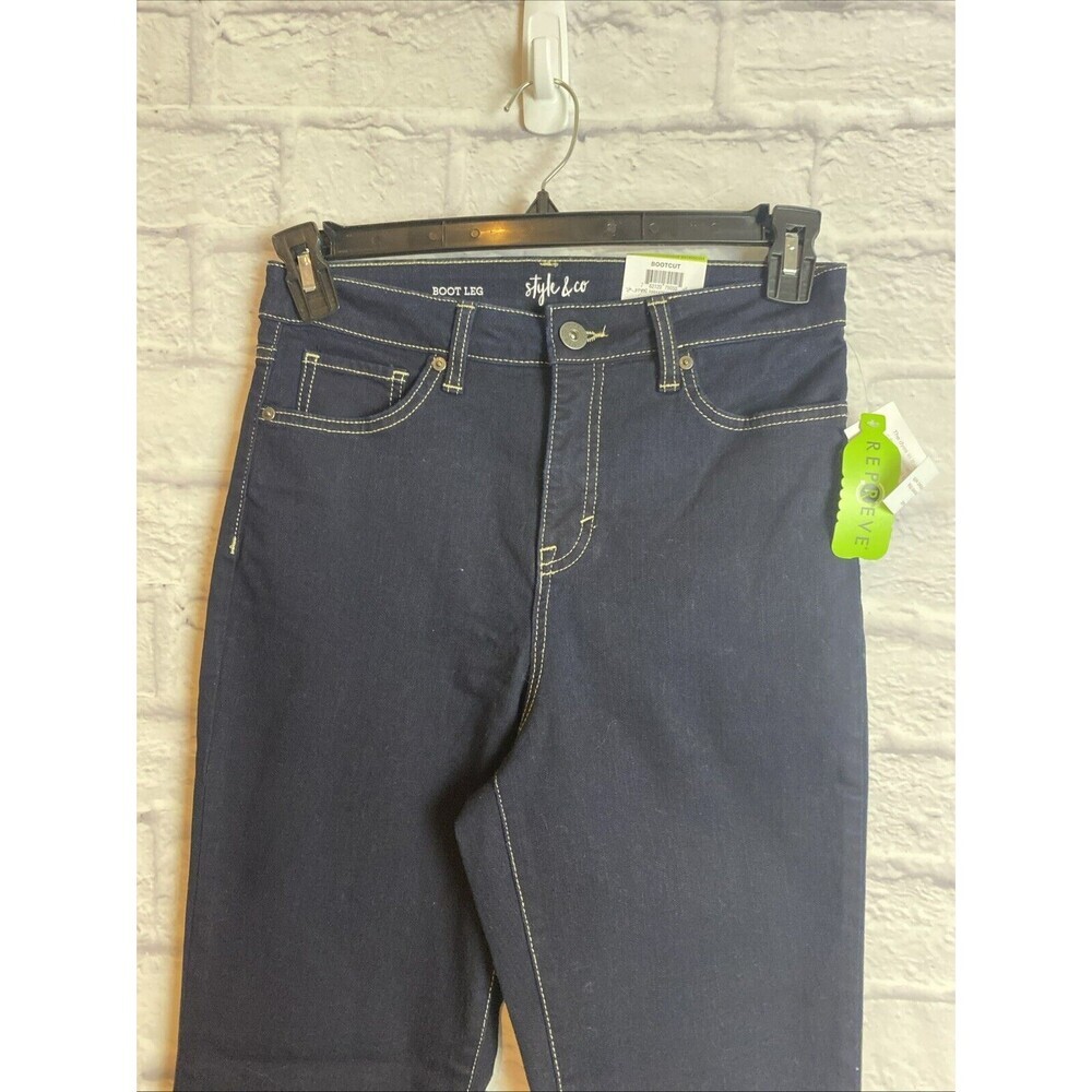 Style & Co. NWT Women’s Dark wash Casual Everyday Bootcut High rise Jeans Sze4 - Picture 5 of 9